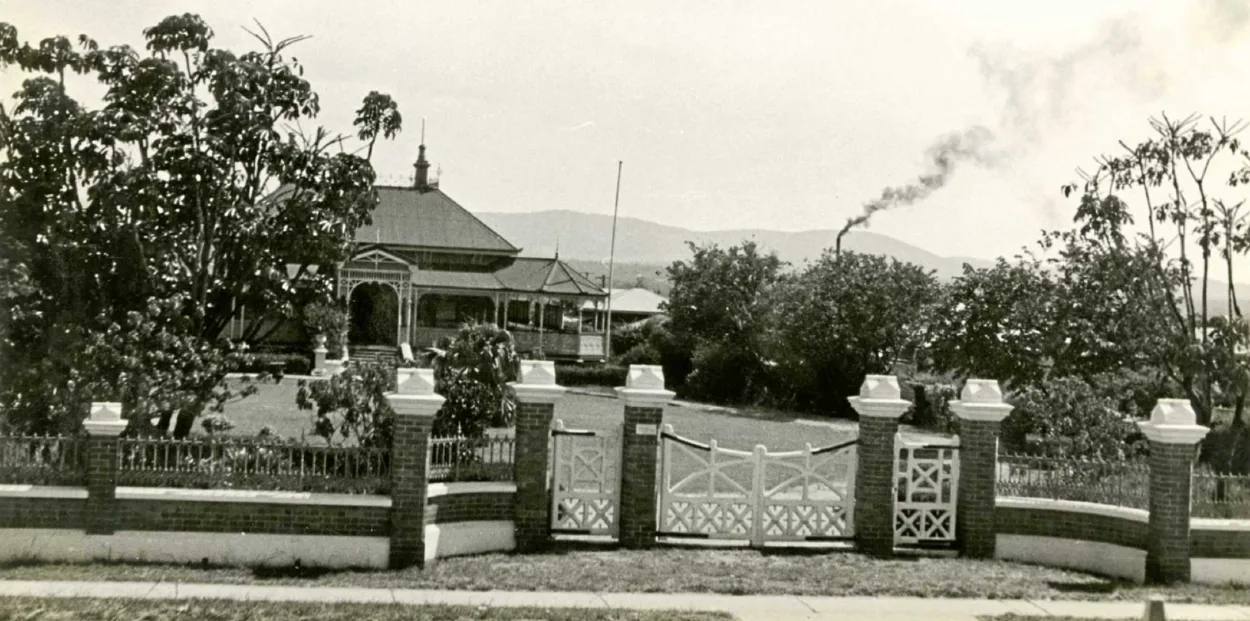 Elamang Old Photo