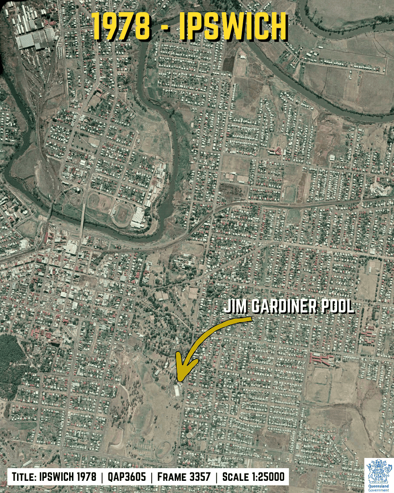 1978 aerial image of Ipswich Central showing expanded suburbs and development around the CBD and Queens Park, Ipswich QLD